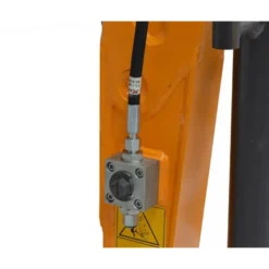 Minigraver 850 kg - dieselmotor og drejelig arm